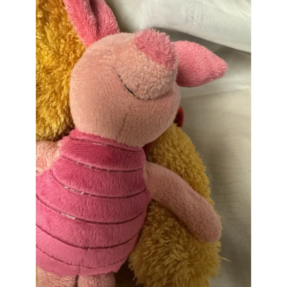 Hallmark Disney Winnie The Pooh & Piglet 12